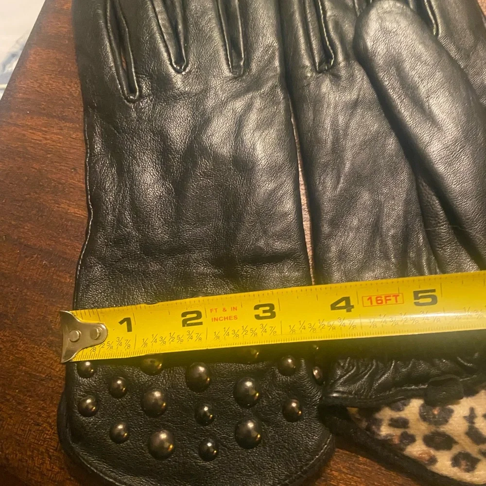 Nine West Studded Black Soft Leather Gloves. Womens M-L. Worn once.